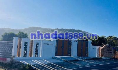 Cắt lỗ 240m2 ngang 8 chỉ 1ty650 mặt tiền trục Phước Hưng - Phước Hải, ngay Lan rừng resort, sổ sẳn công chứng ngay   