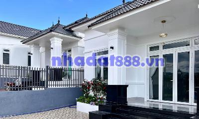Cần Bán Nhà Kiên Cố Ven Đà Lạt 328m², 228m² Đất Ở, 3 Phòng Ngủ